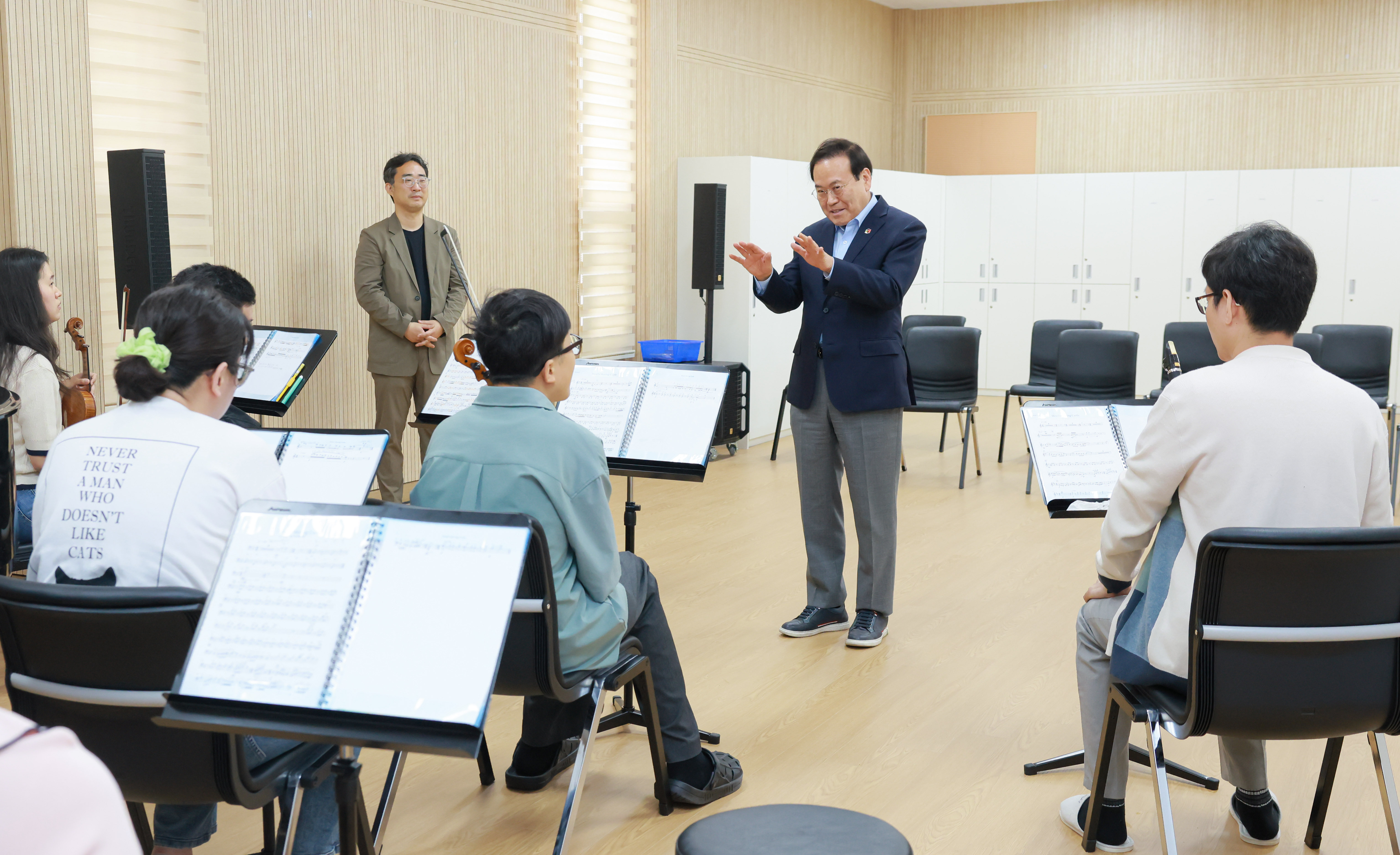 장애인오케스트라격려(3).jpg