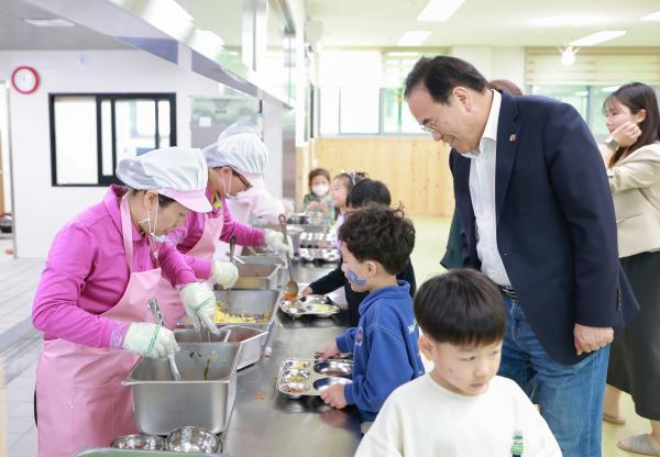 신설 전주문정유치원 현장 방문
