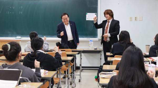전북대학교 사범대학 부설고등학교 수험생 격려 방문