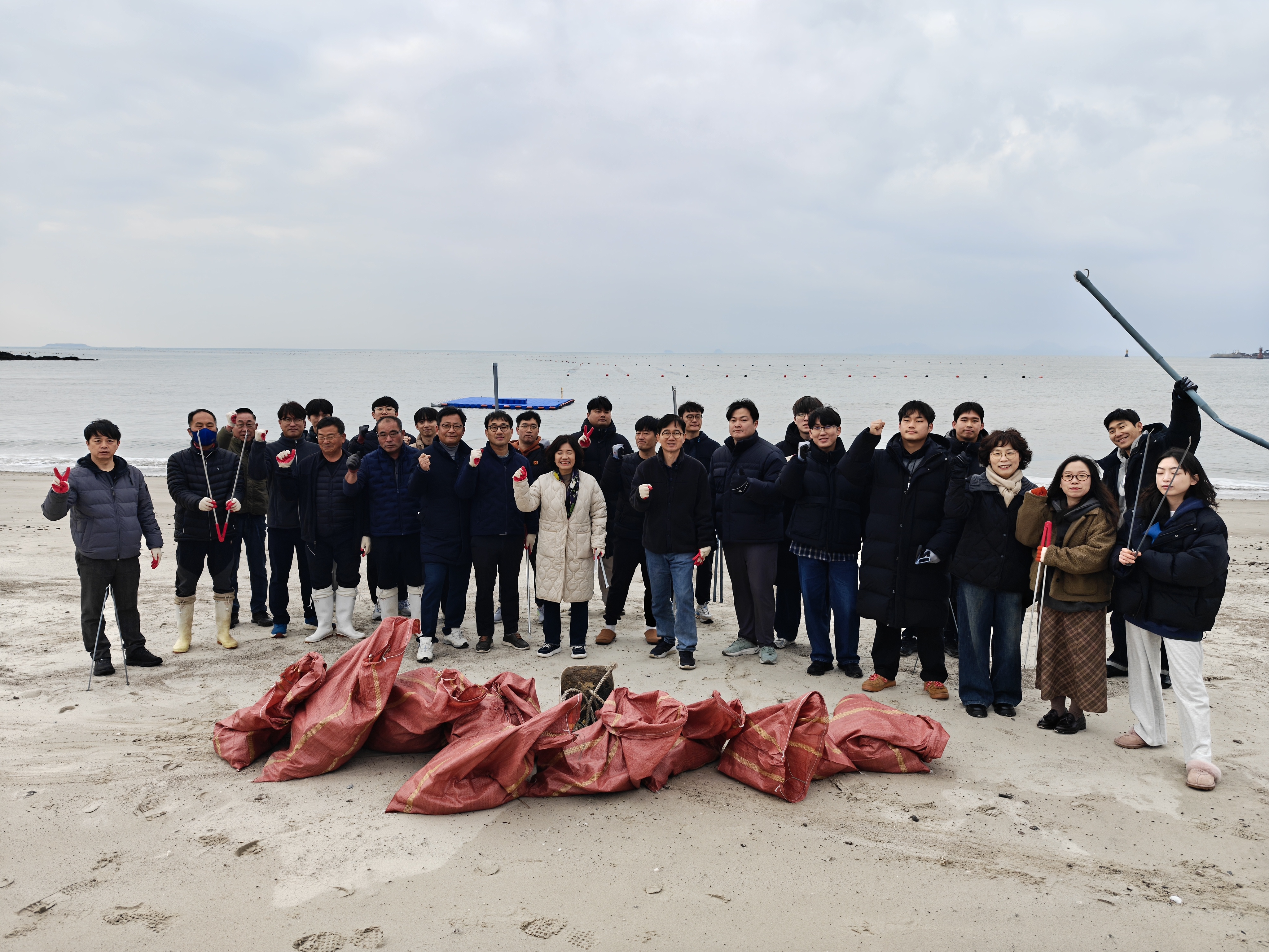 전북학생해양수련원, ESG 해변 플로깅 행사 추진 이미지(4)