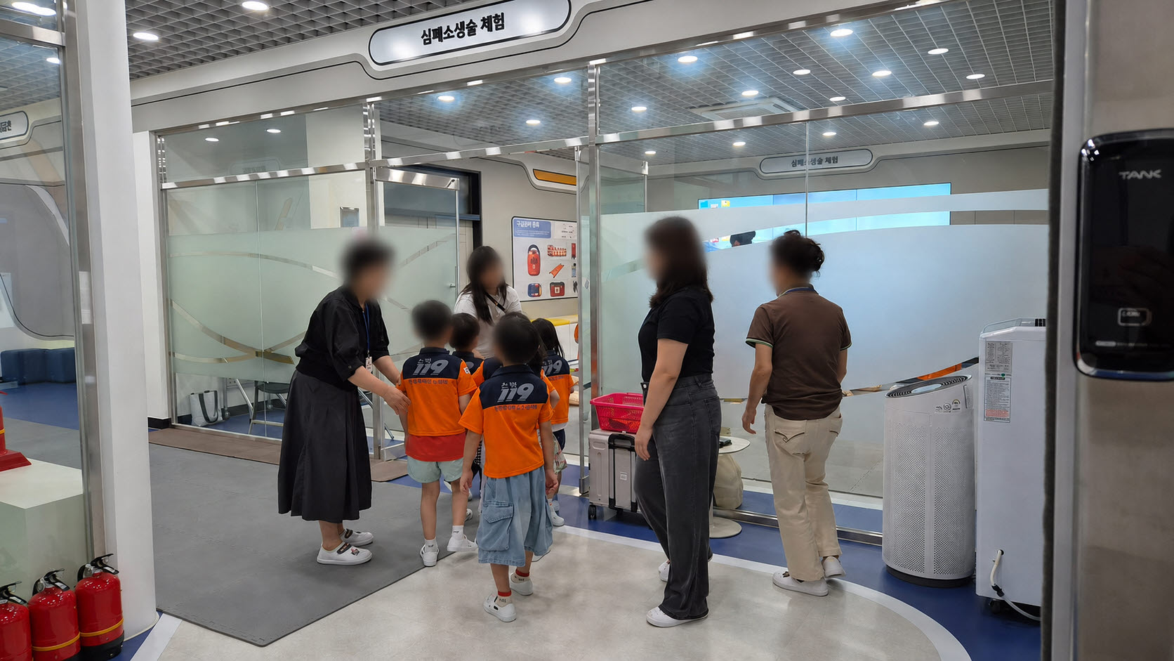 전주학생교육문화관 ,  노인역량활동 사업으로 현장 인력 보완