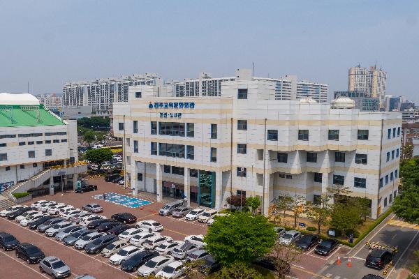 전주교육문화회관, 한 학년 한 책 함께 읽기 운영