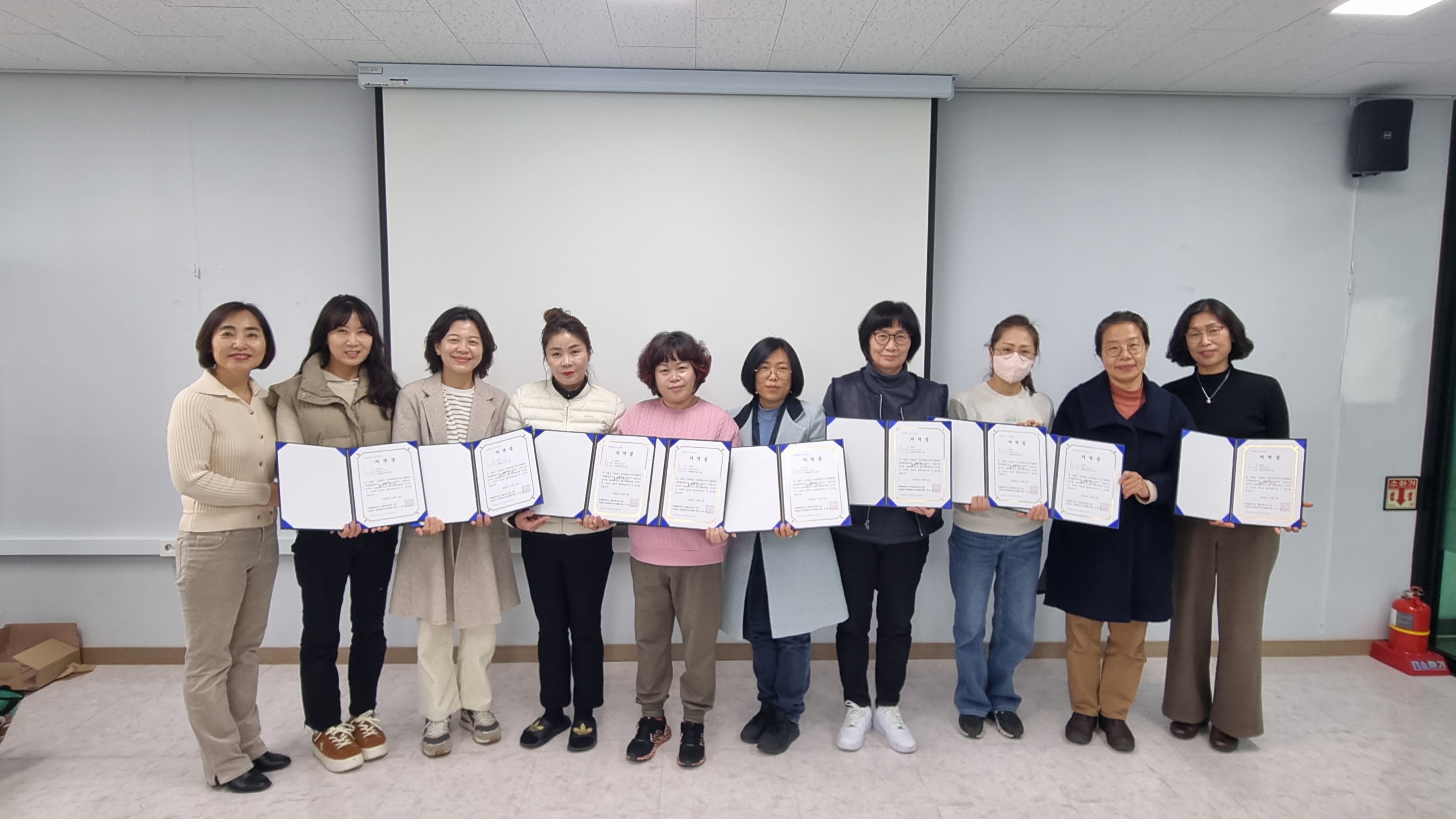 전라북도교육청무주도서관,‘초등 책놀이 지도사 3급 과정’ 및 자원활동가와 함께하는 2023년‘책이랑 놀이랑’성료